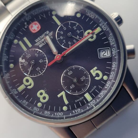 WENGER Swiss Army Men COMMANDO CHRONOGRAPH Black Sunburst Watch Military - Picture 4 of 16